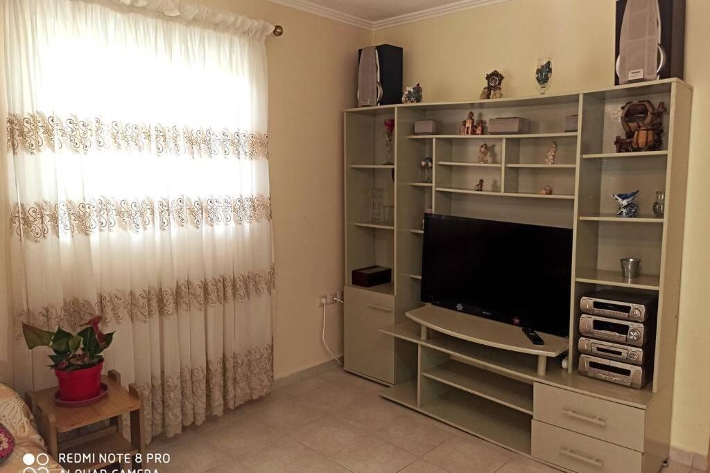 נאפפליו Jilda S Apartment With Private Garden! מראה חיצוני תמונה